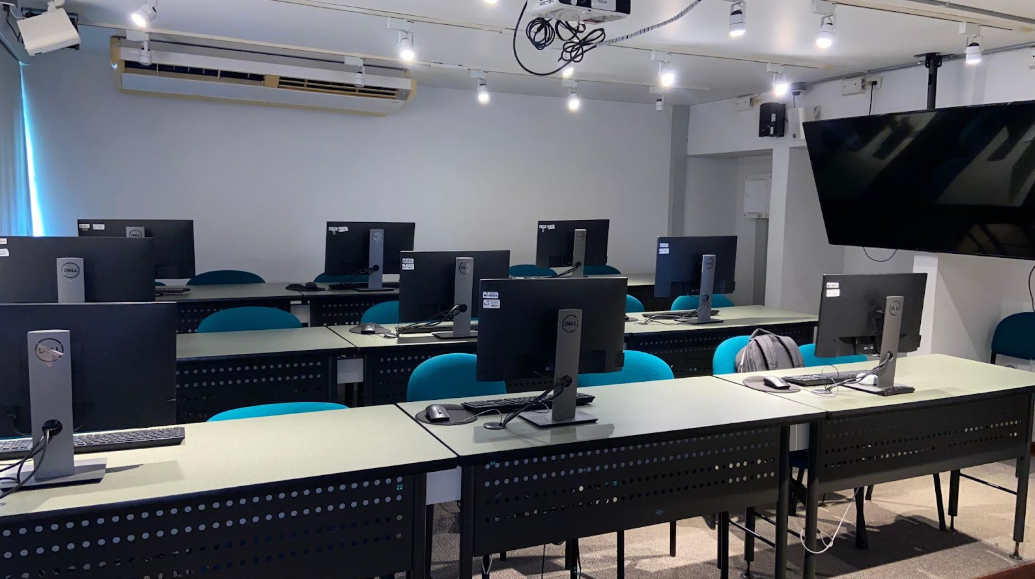 Sala de cómputo y observación